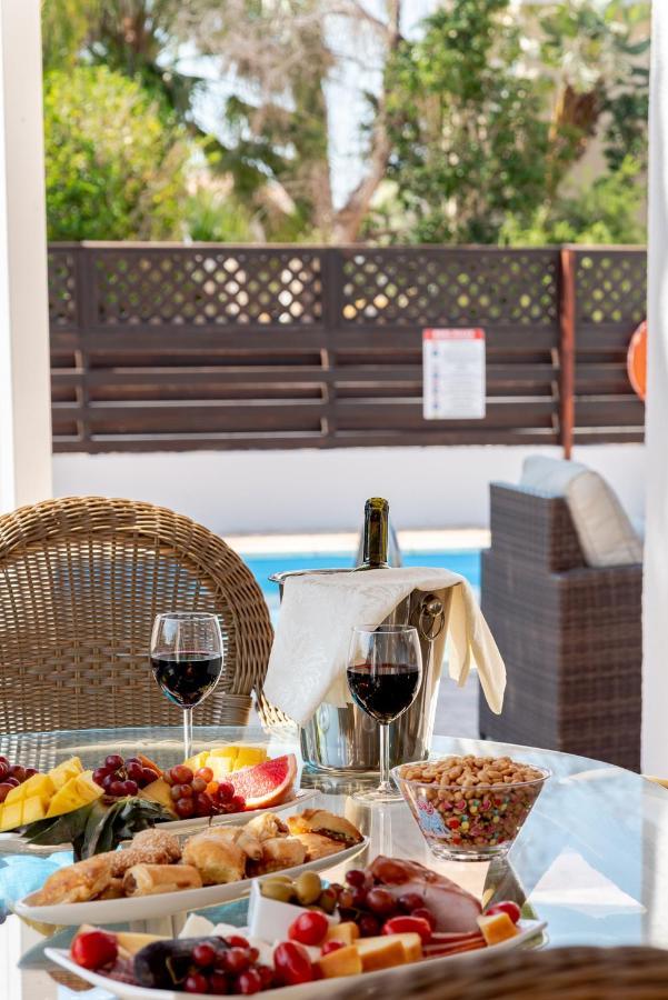 Villa Willow Mandali By Ezoria Villas Protaras Exteriör bild